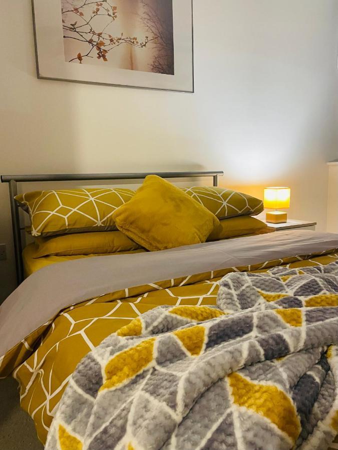 #0509 Two Bedroom Serviced Apartment- Free Parking Дербі Екстер'єр фото